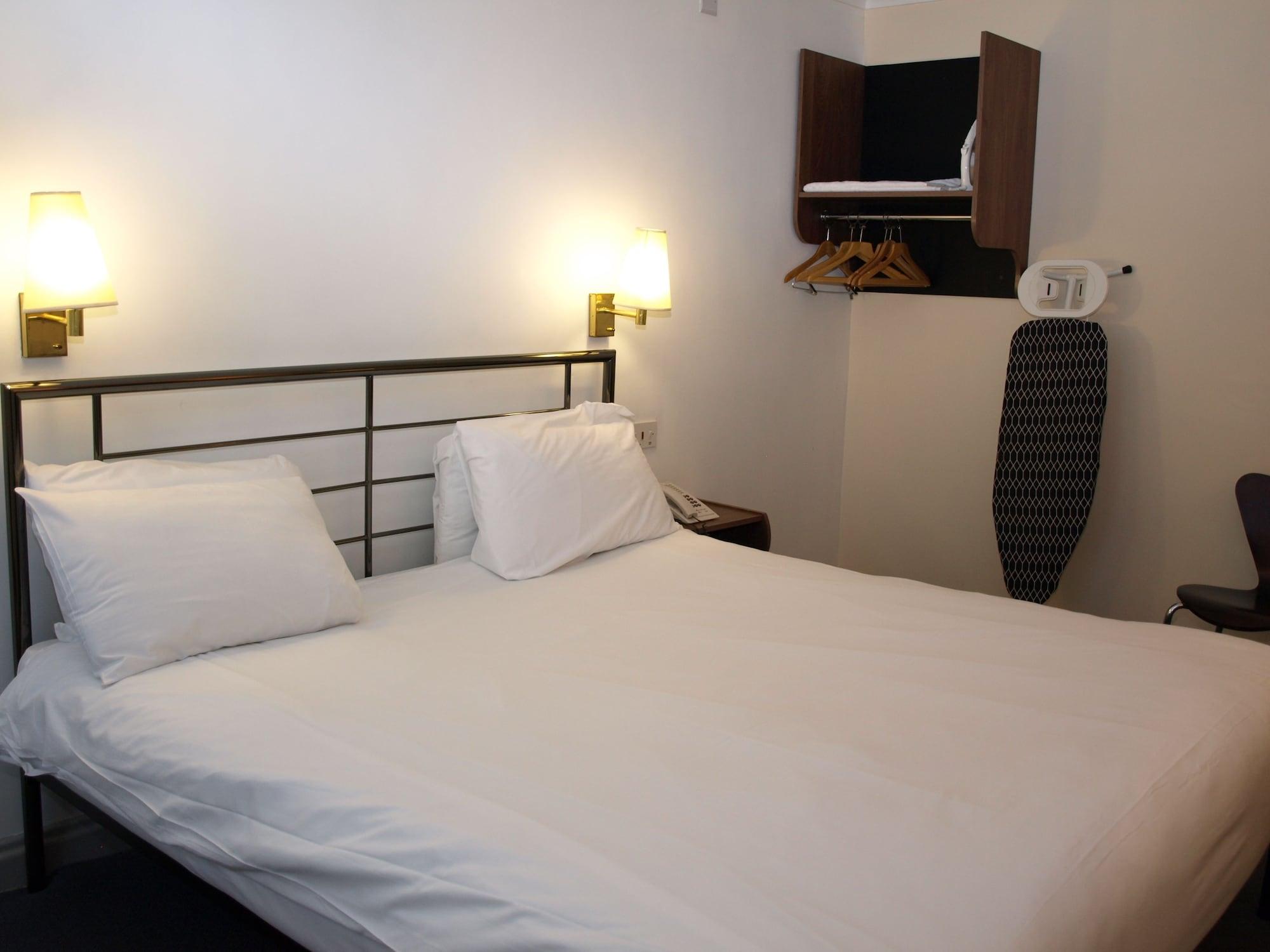 247Hotel.Com Όλνταμ Εξωτερικό φωτογραφία