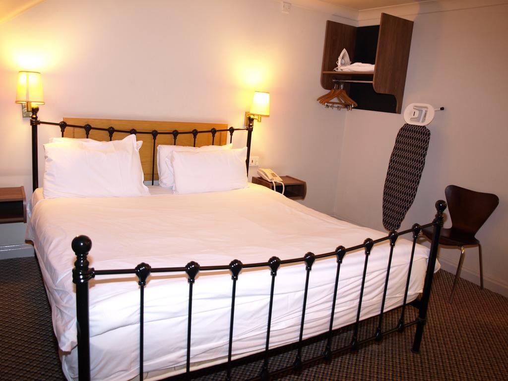 247Hotel.Com Όλνταμ Εξωτερικό φωτογραφία